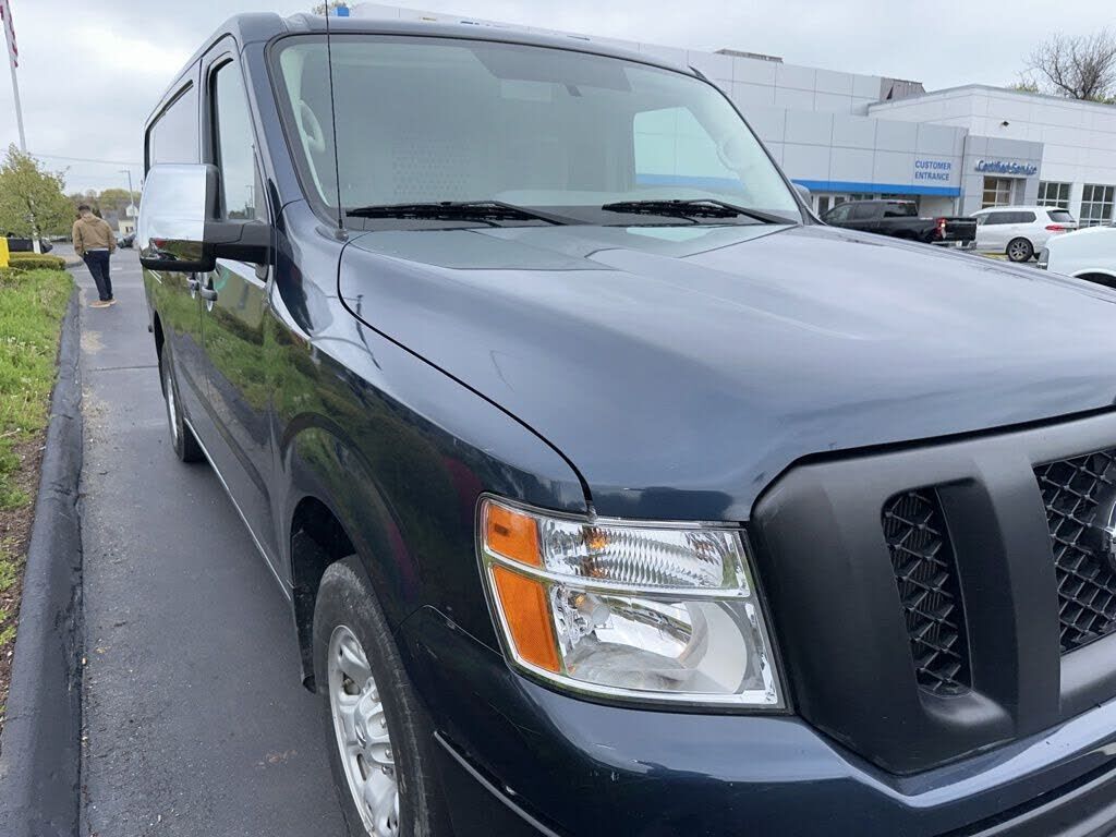 2021 NISSAN NV