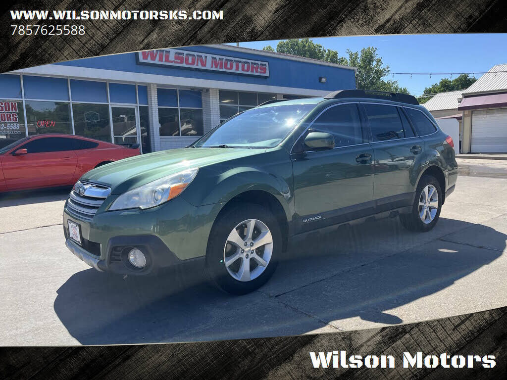 2013 SUBARU Outback
