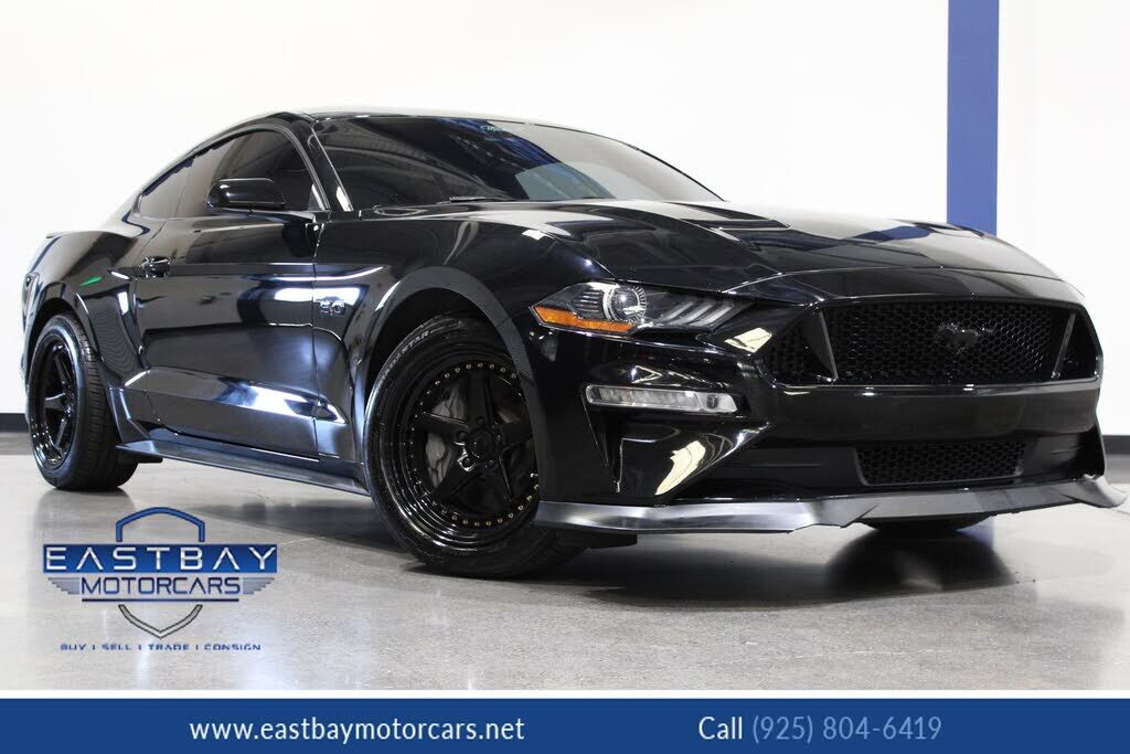 2021 FORD Mustang