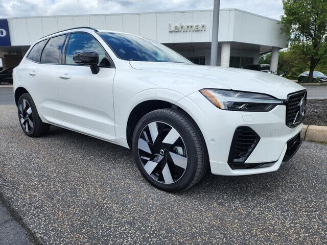 2024 VOLVO XC60