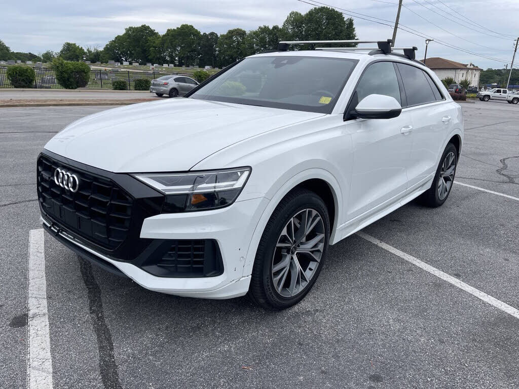 2021 AUDI Q8