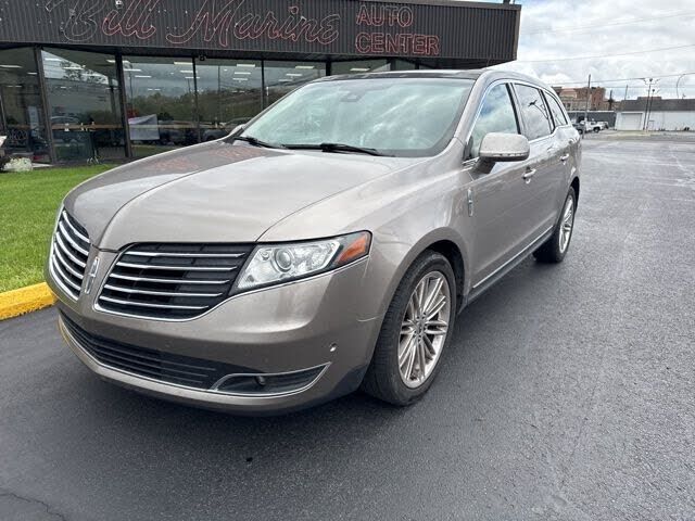2019 LINCOLN MKT