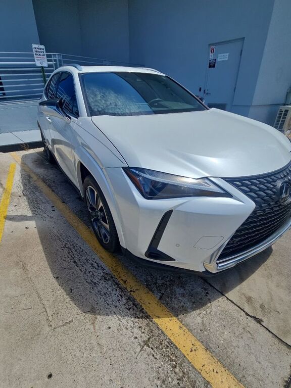 2024 LEXUS UX