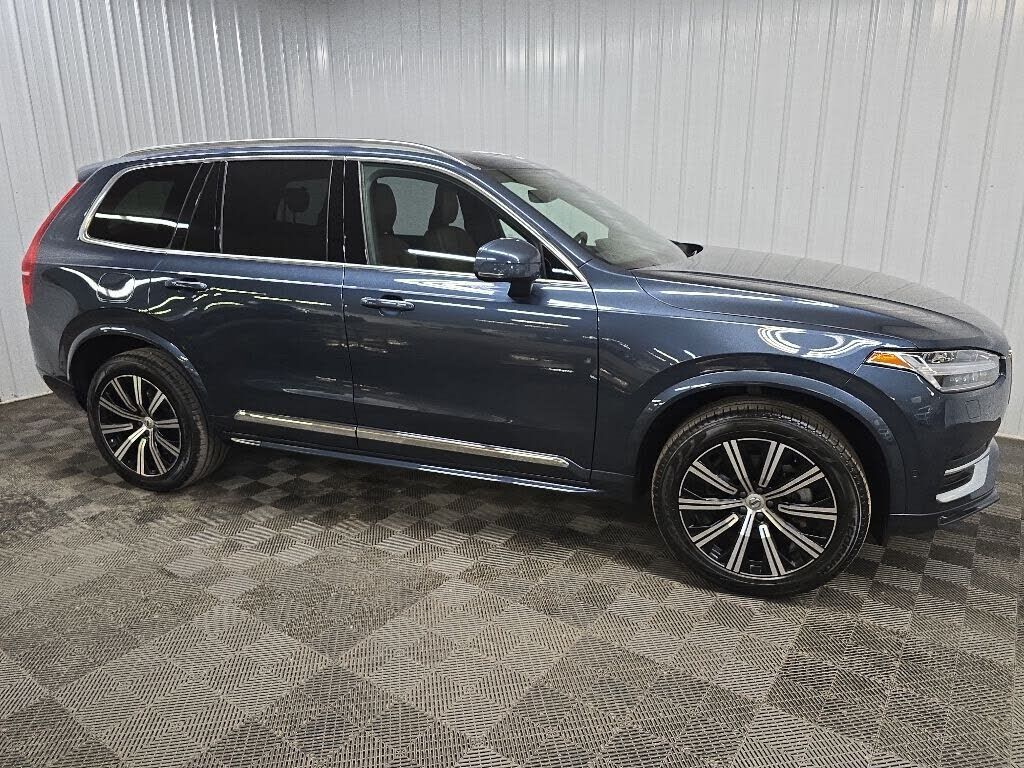 2024 VOLVO XC90