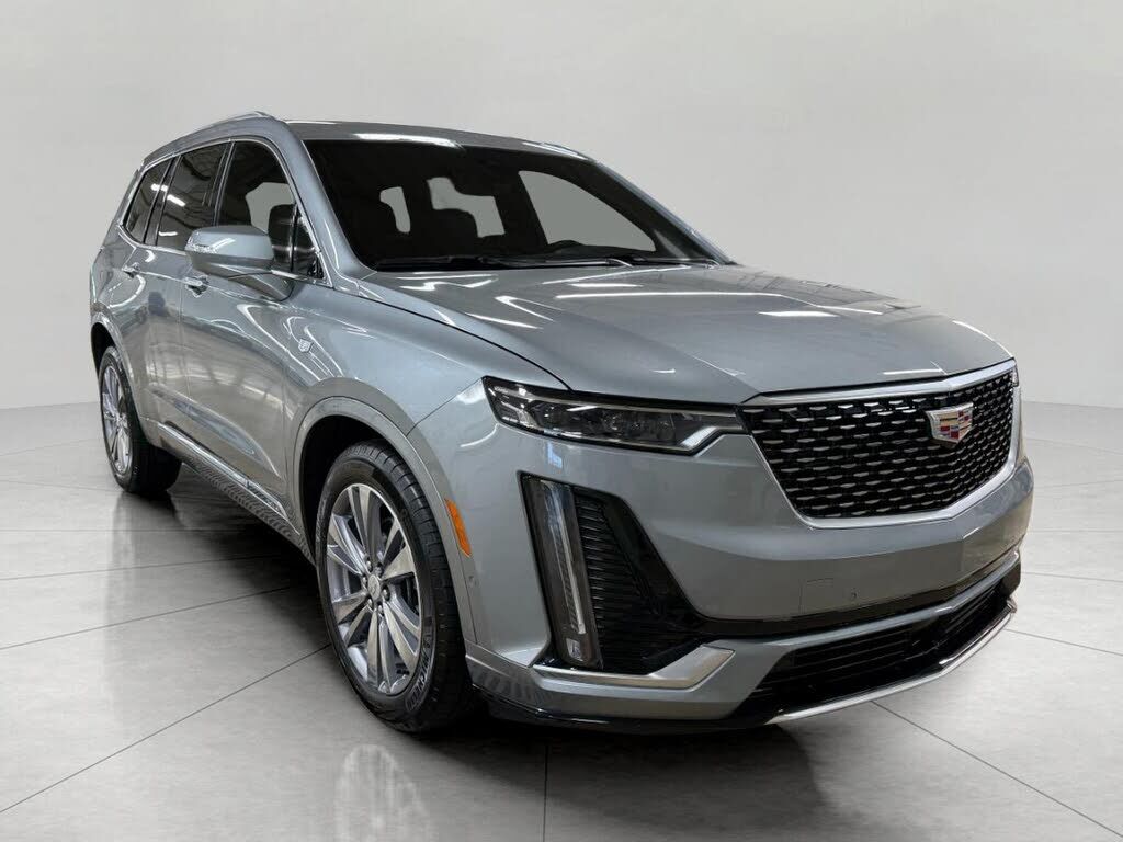 2025 CADILLAC XT6