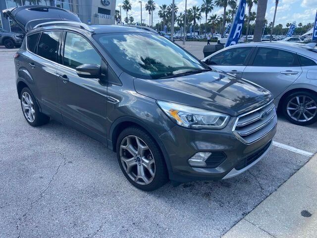 2017 FORD Escape