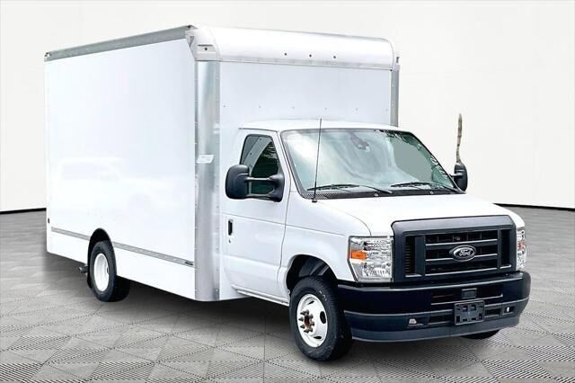 2024 FORD E-350