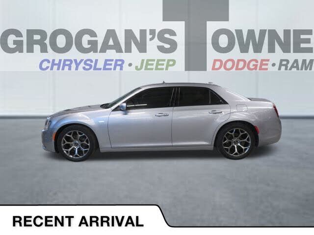 2018 CHRYSLER 300