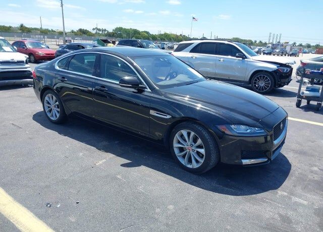 2017 JAGUAR XF