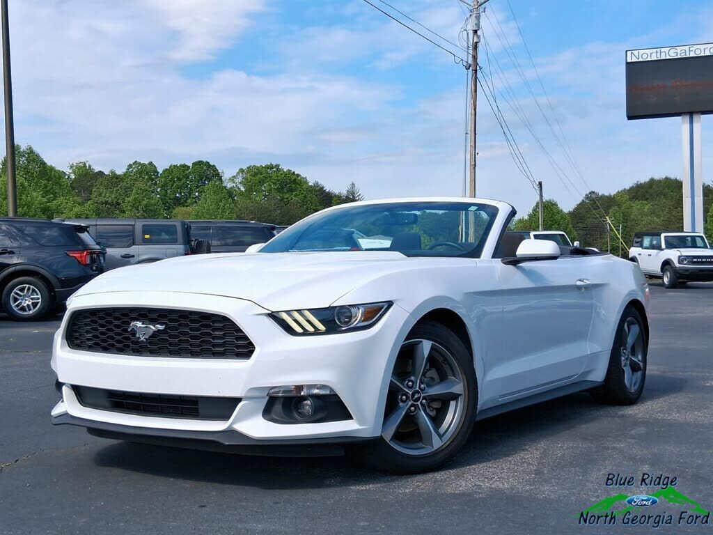 2017 FORD Mustang