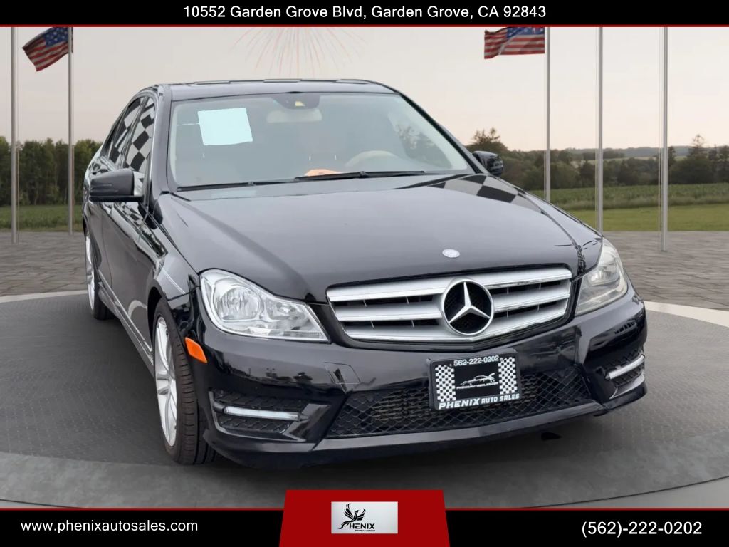 2012 MERCEDES-BENZ C-Class