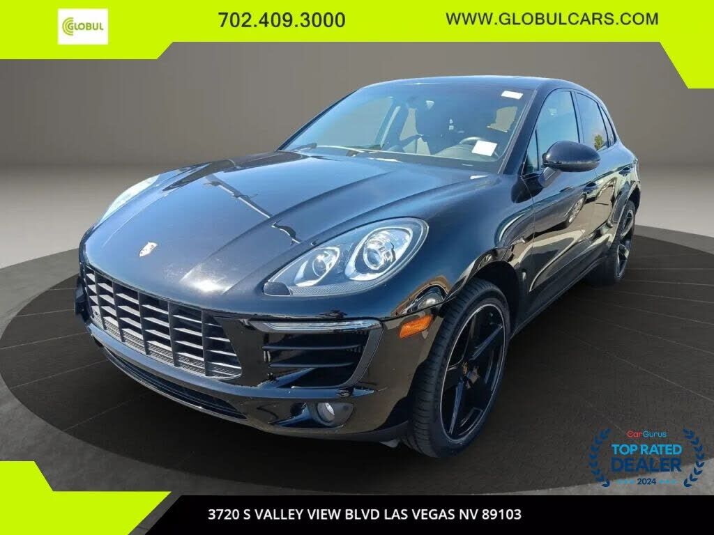 2016 PORSCHE Macan