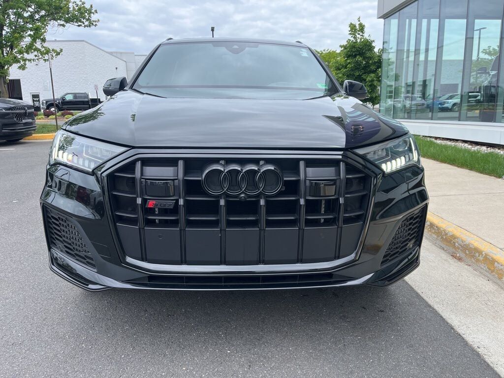 2023 Audi SQ7