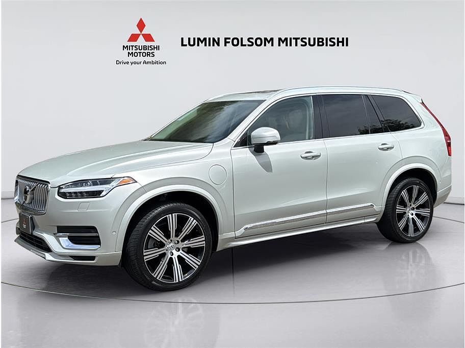 2021 VOLVO XC90