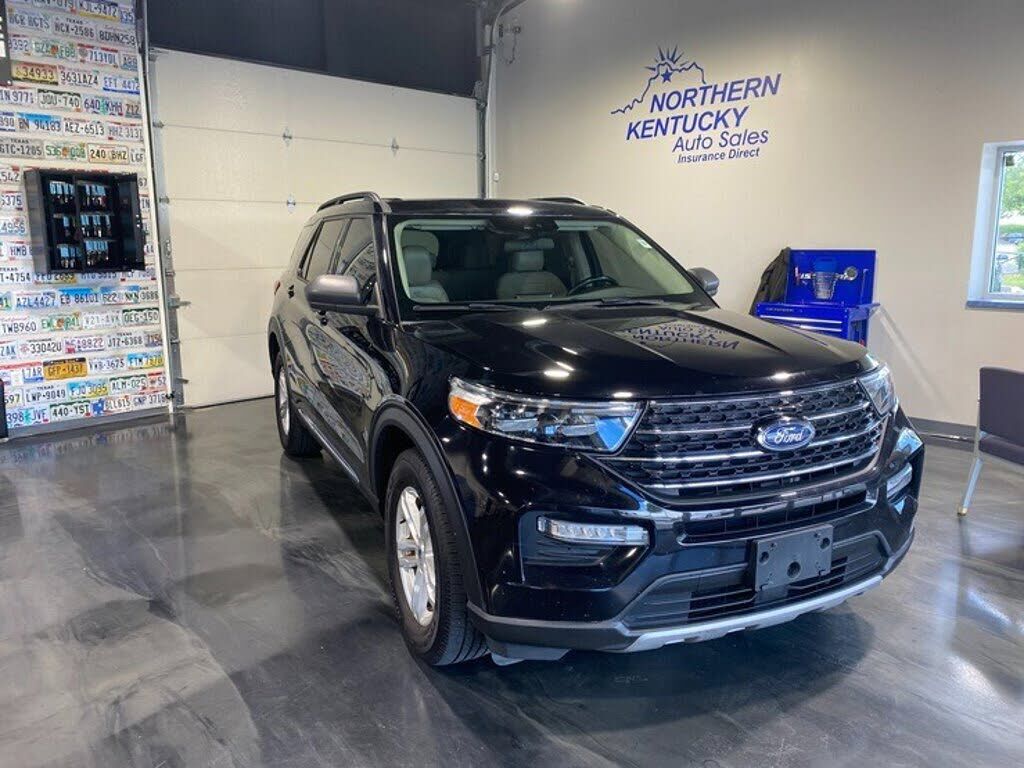 2020 FORD Explorer