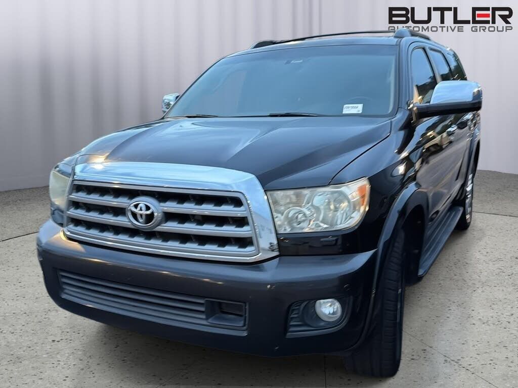 2013 TOYOTA Sequoia