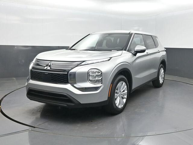 2026 MITSUBISHI Outlander