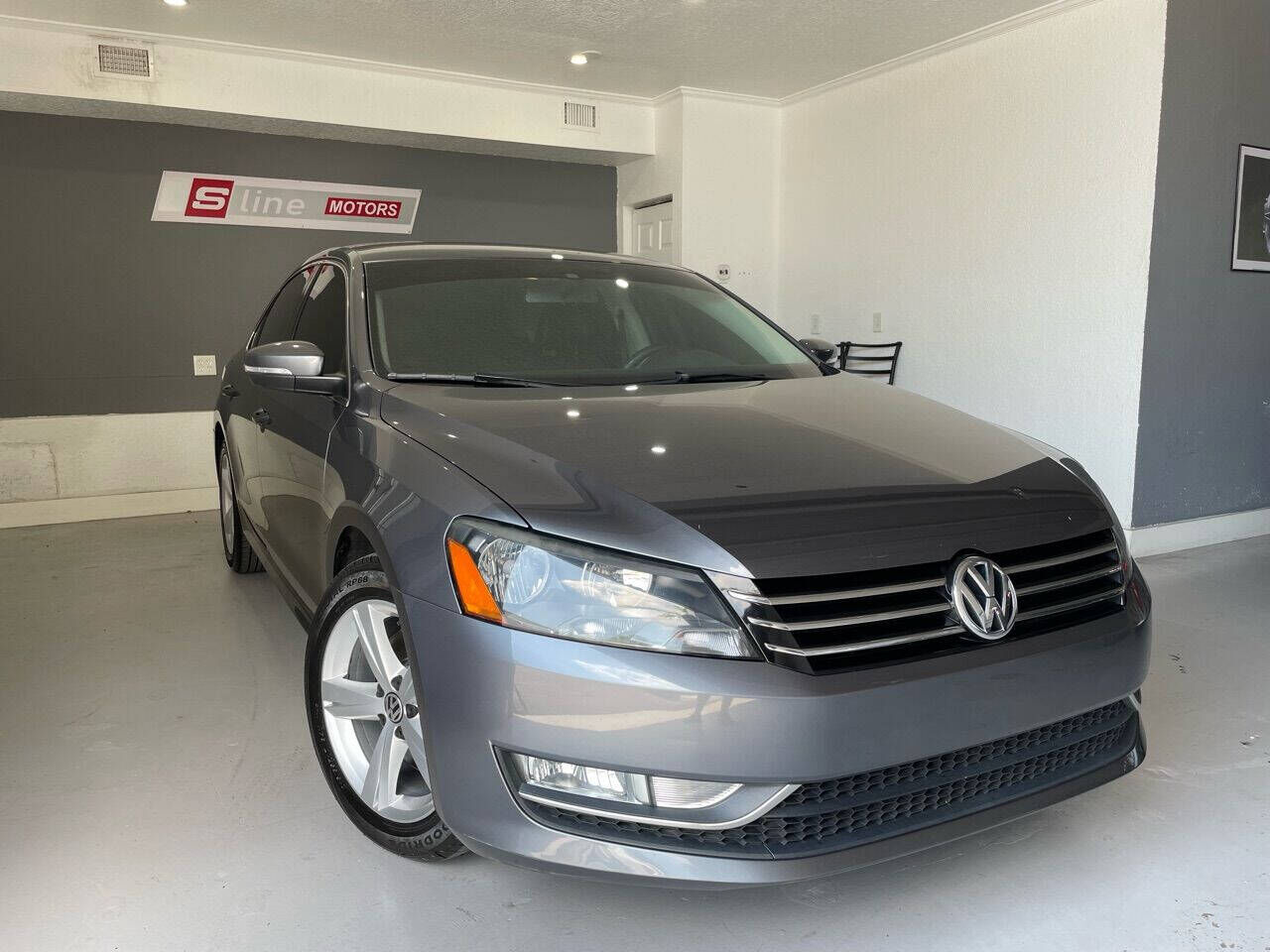 2015 VOLKSWAGEN Passat