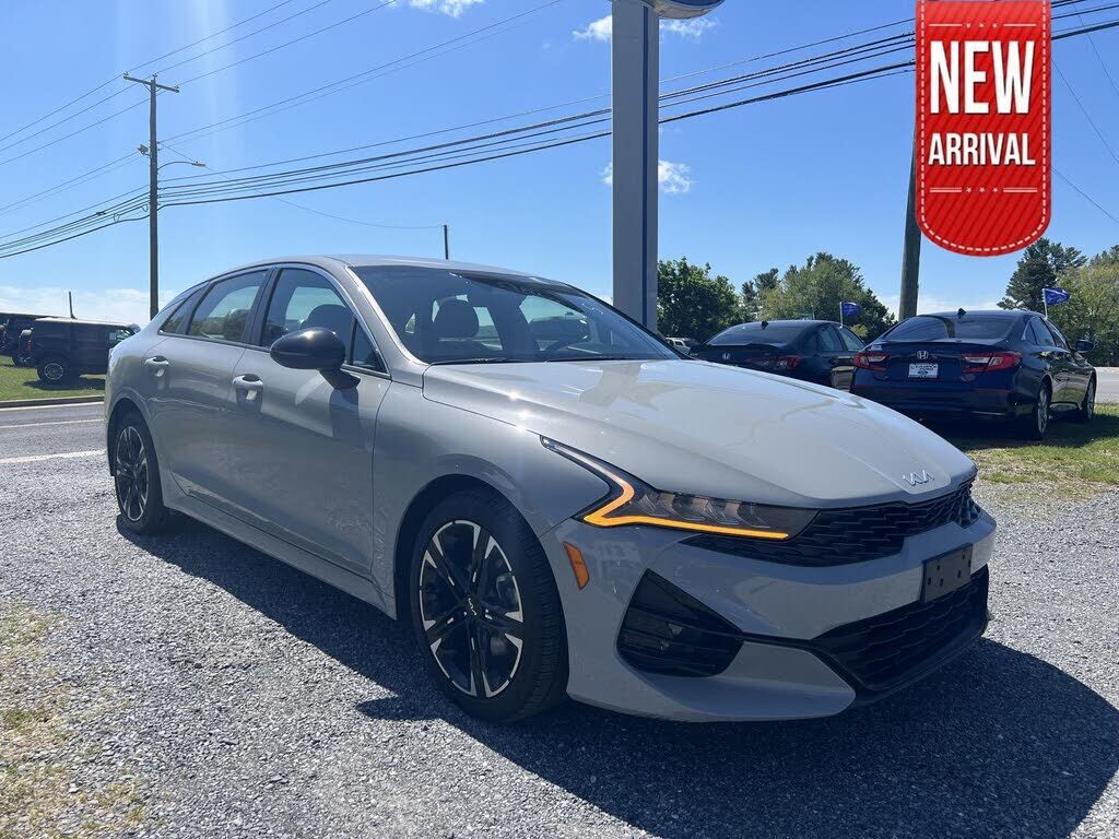 2022 KIA K5