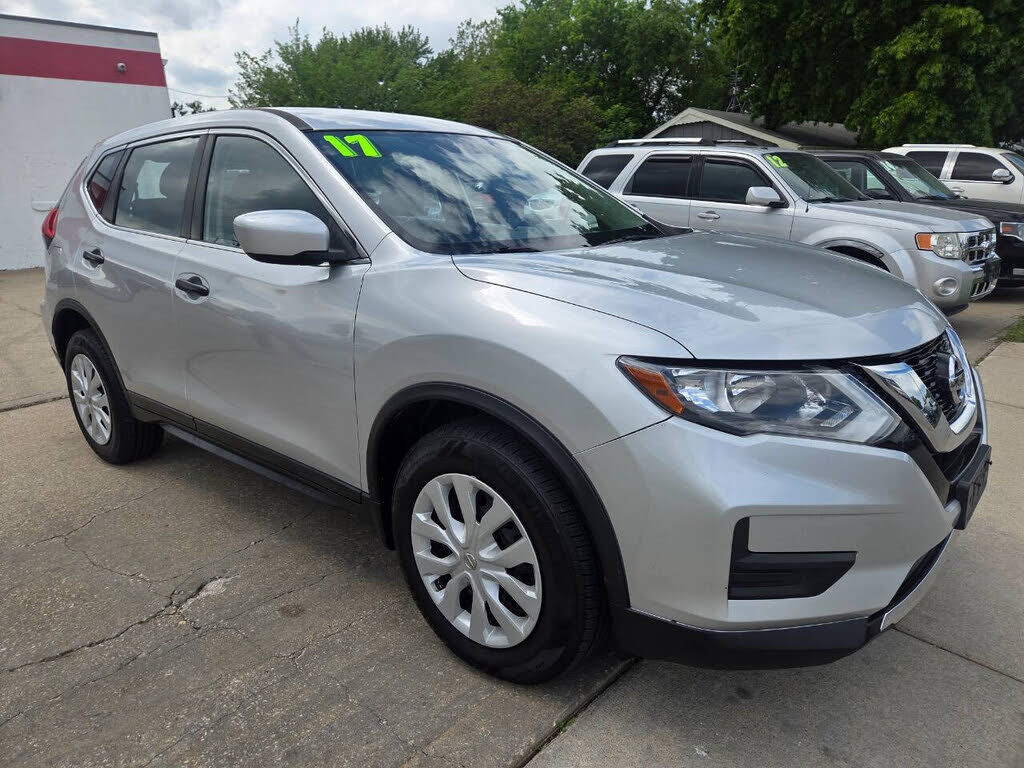 2017 NISSAN Rogue