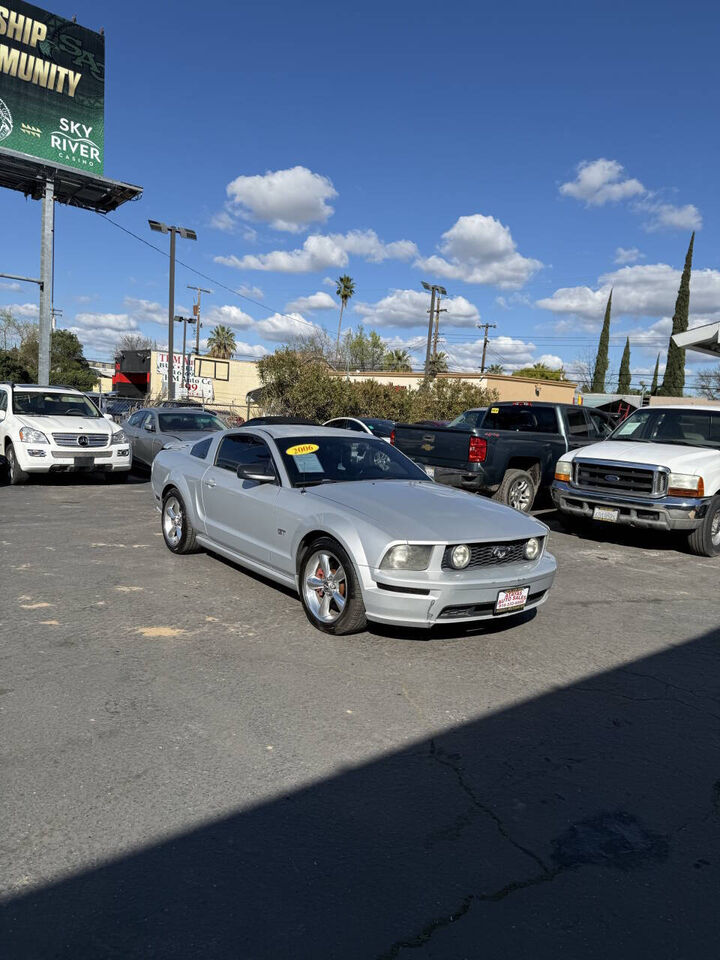 2006 FORD Mustang