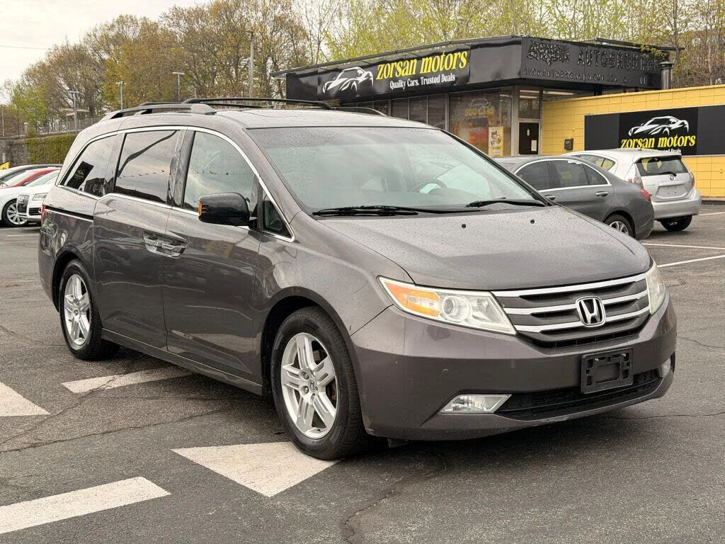 2013 HONDA Odyssey