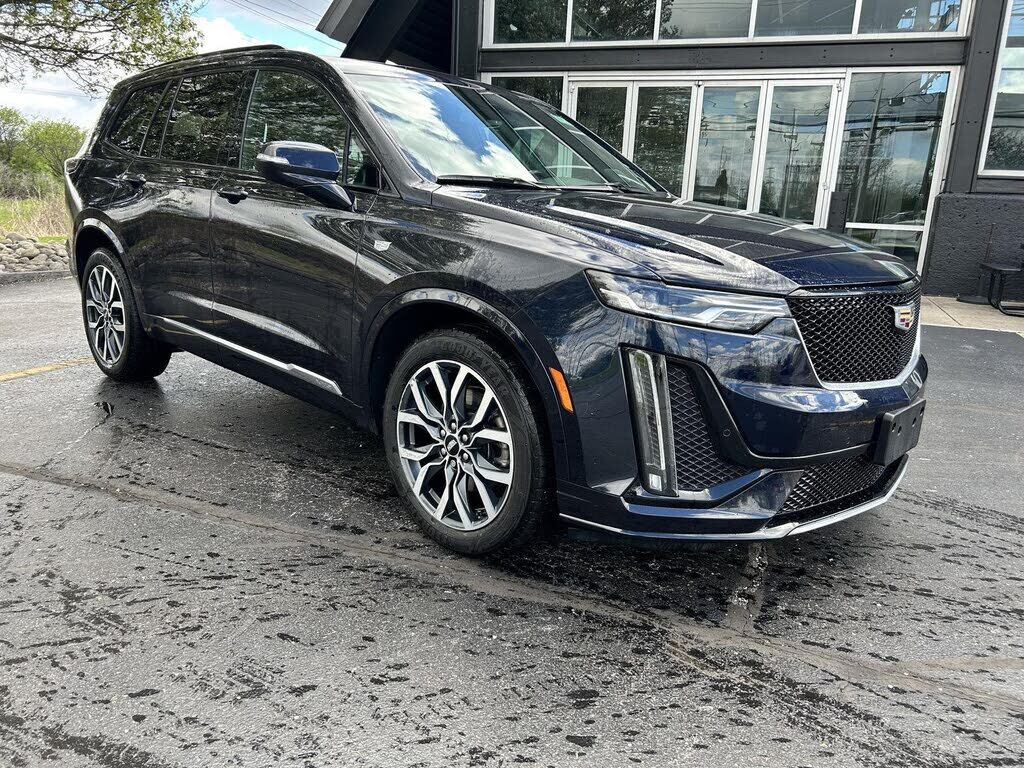 2021 CADILLAC XT6