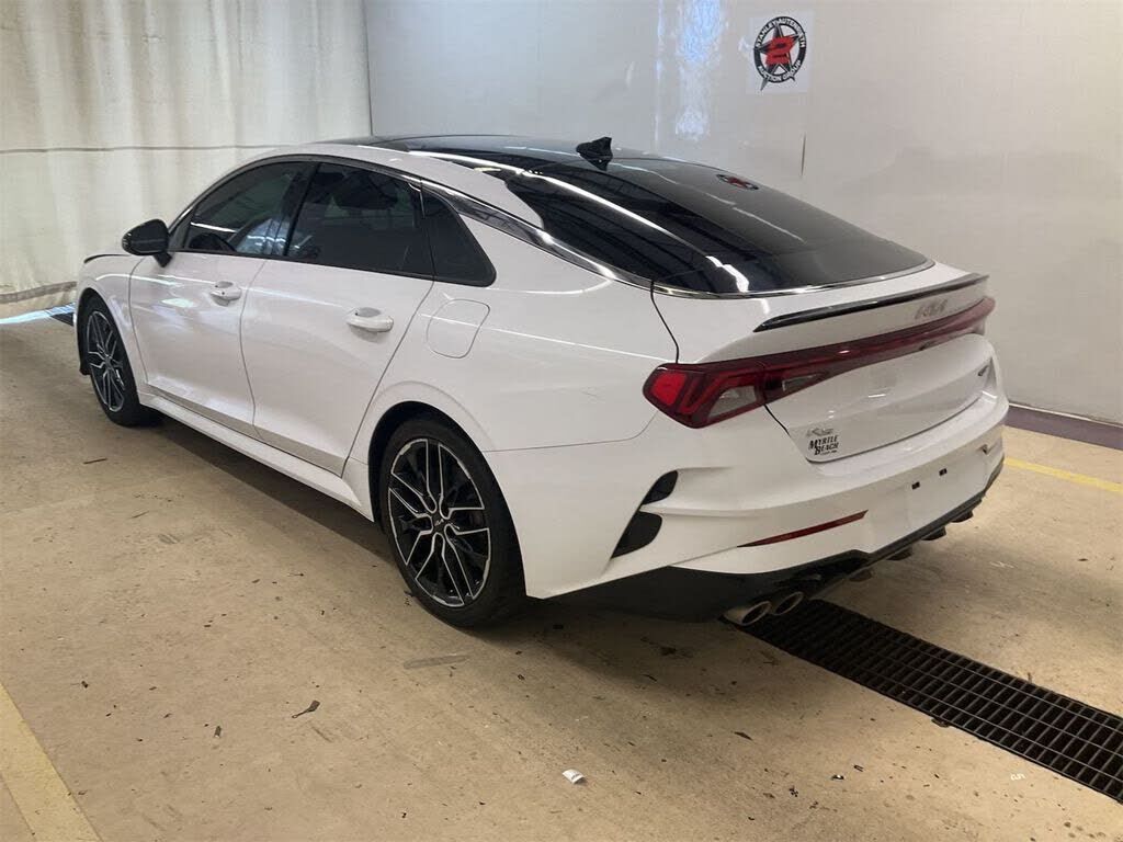 2022 KIA K5