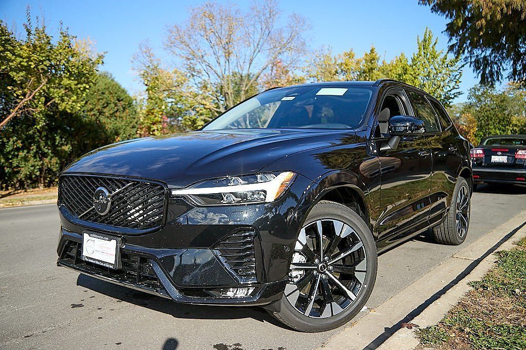 2026 VOLVO XC60