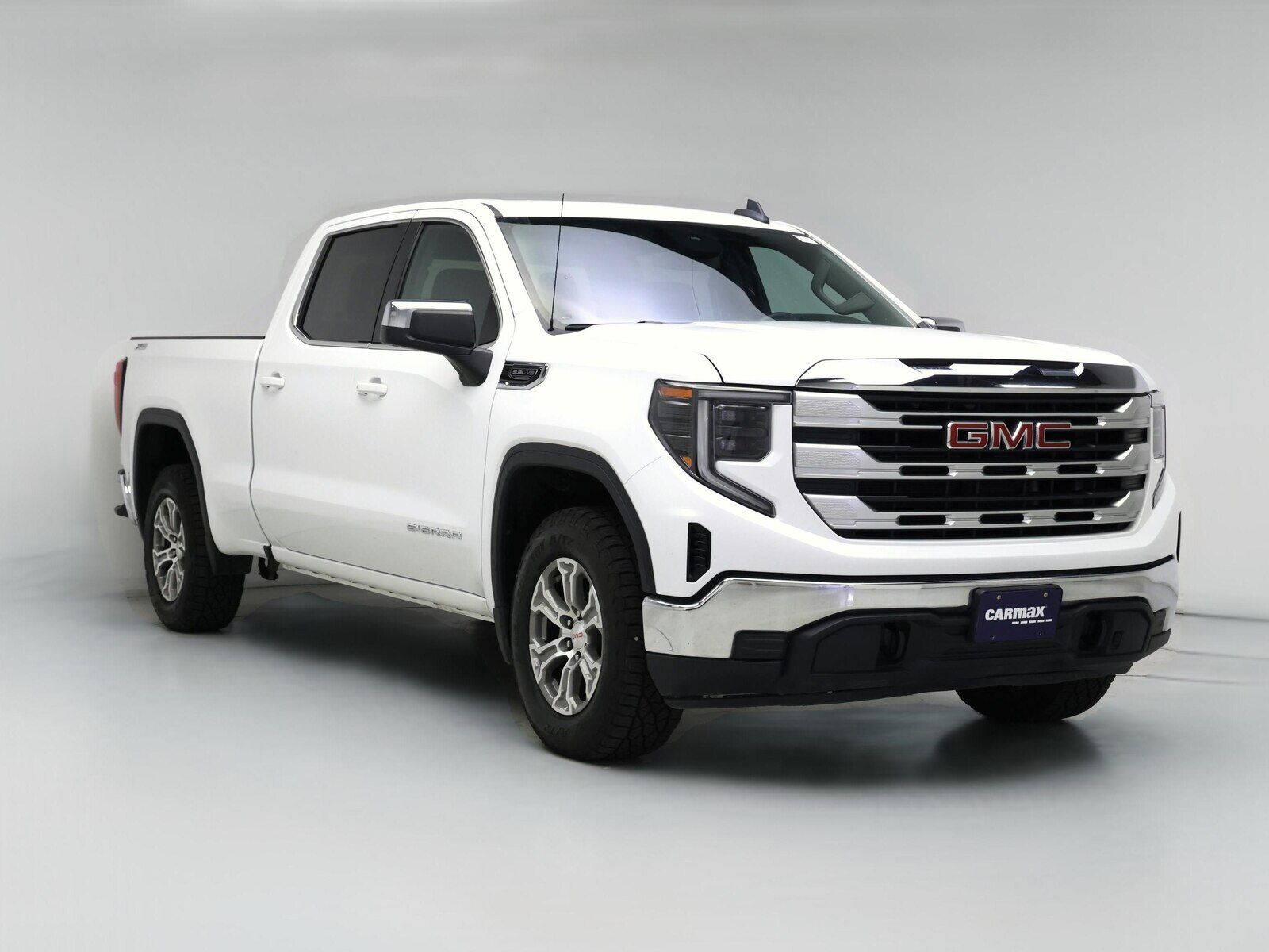 2023 GMC Sierra