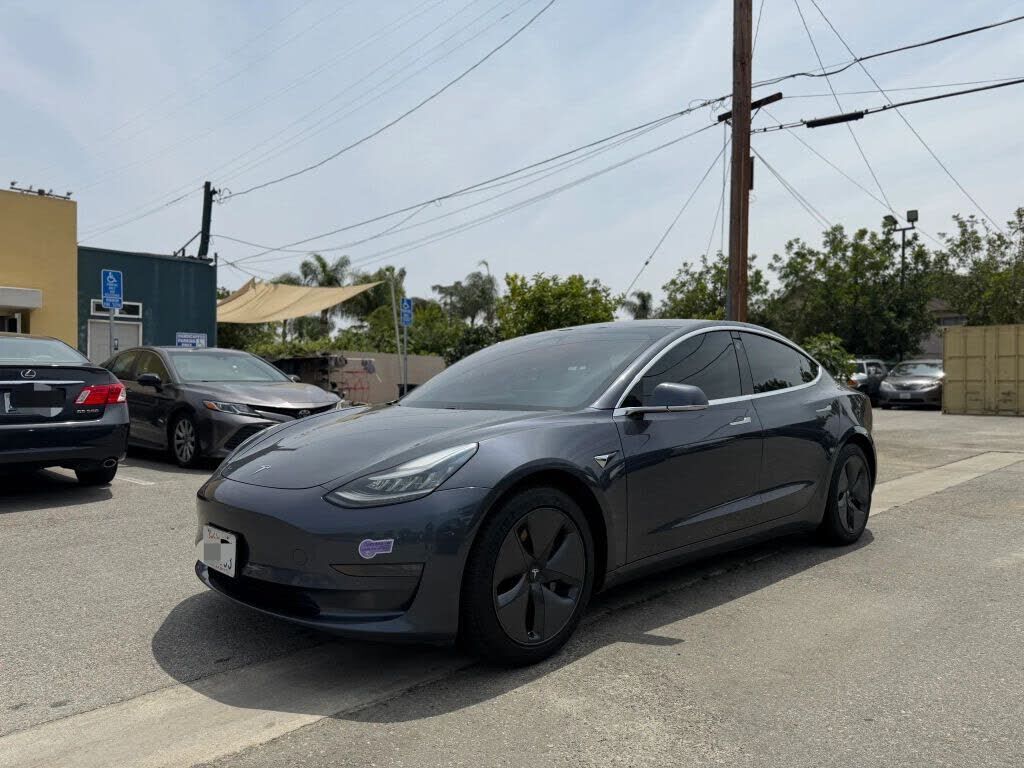 2019 TESLA Model 3