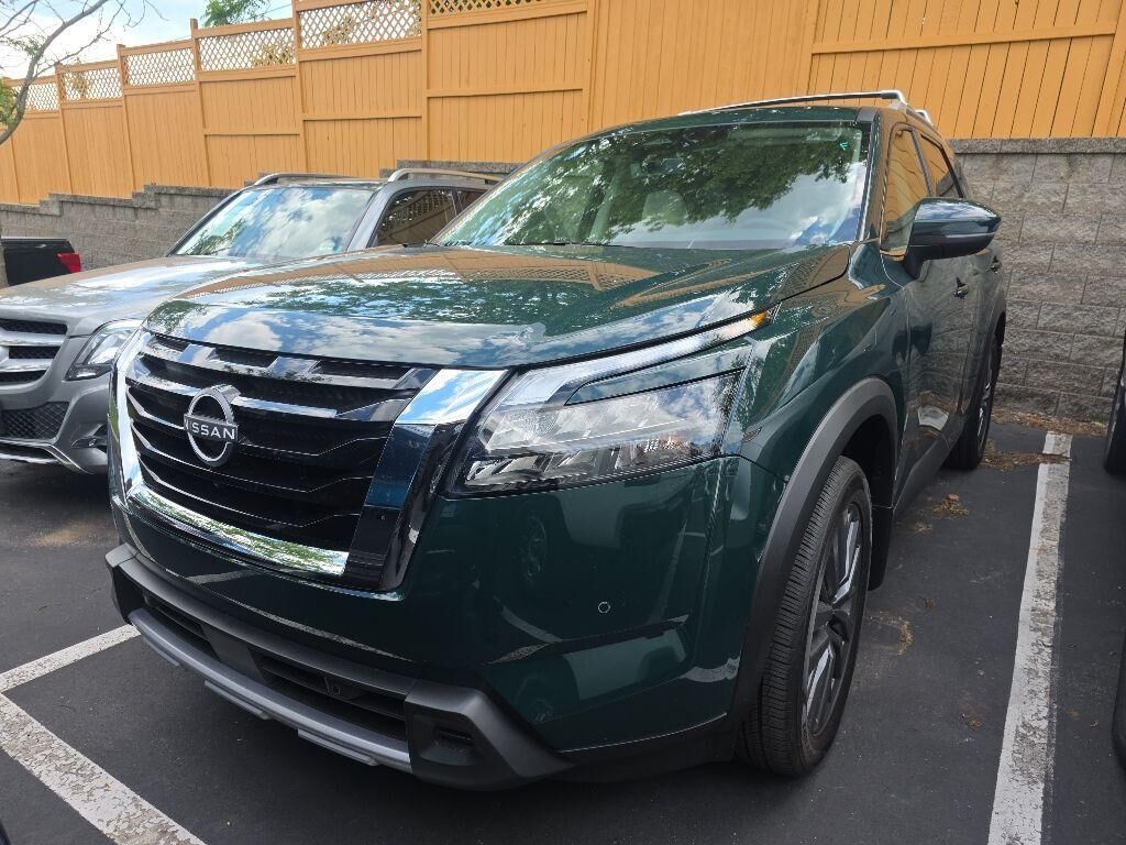 2025 NISSAN Pathfinder
