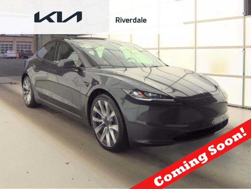 2024 TESLA Model 3