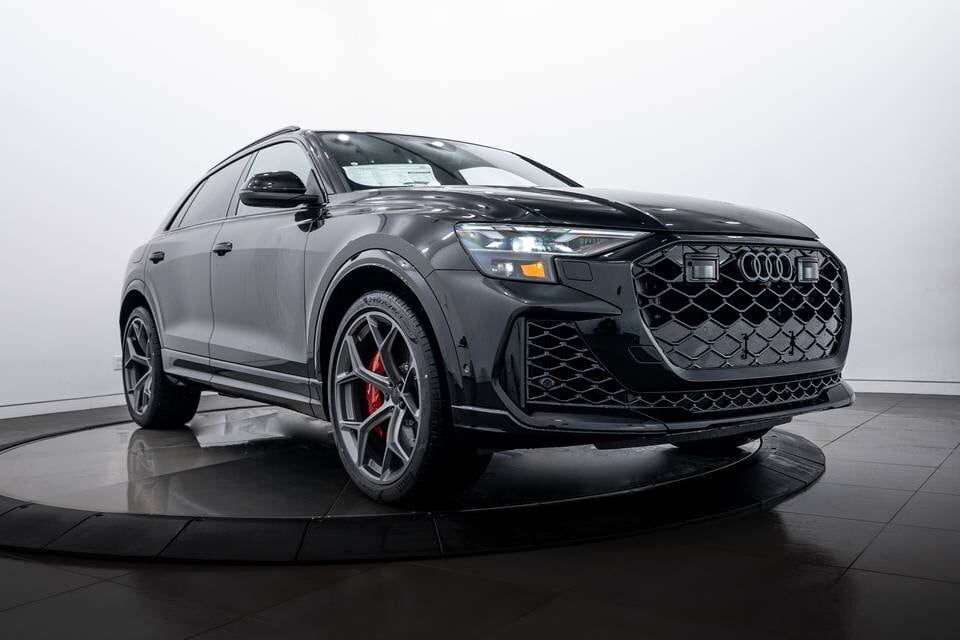 2026 AUDI RS Q8
