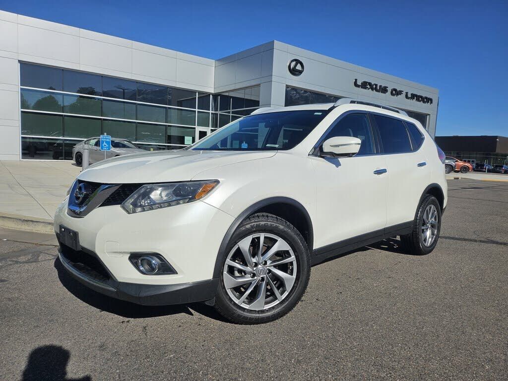 2015 NISSAN Rogue
