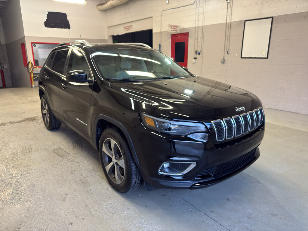 2019 JEEP Cherokee