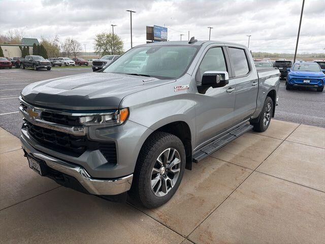 2024 CHEVROLET Silverado