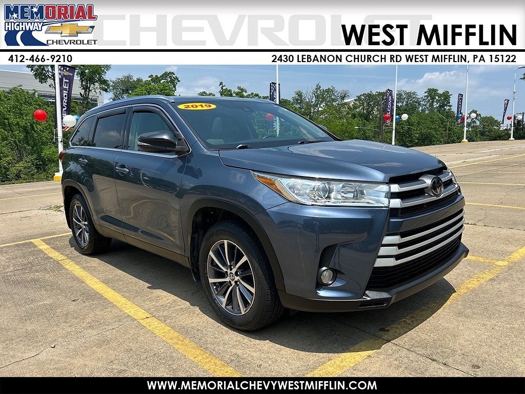 2019 TOYOTA Highlander