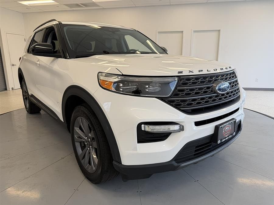 2022 FORD Explorer