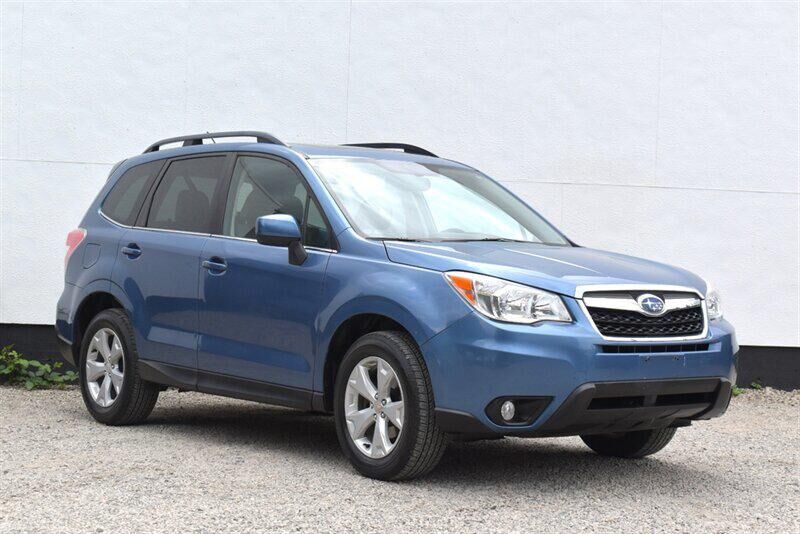 2015 SUBARU Forester