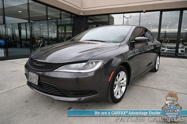 2016 CHRYSLER 200