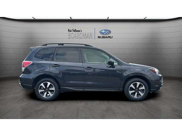 2018 SUBARU Forester