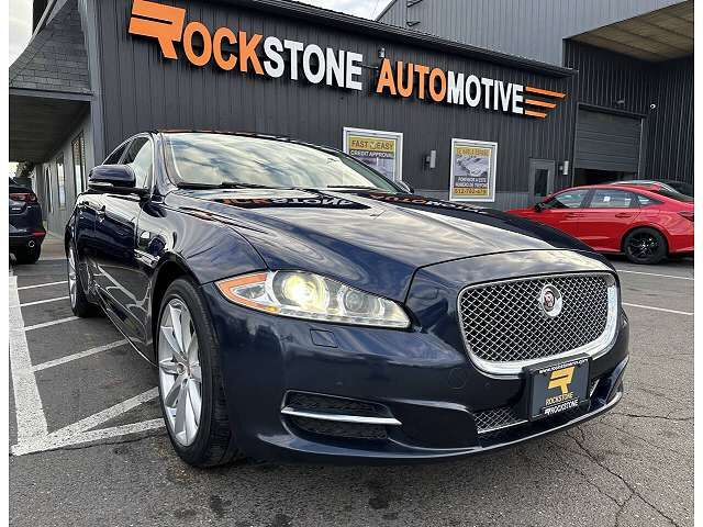2015 JAGUAR XJ