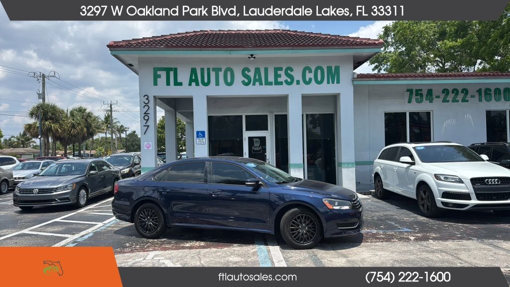 2015 VOLKSWAGEN Passat