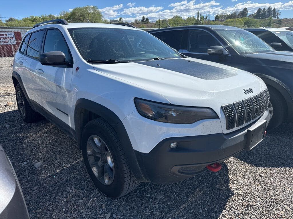 2019 JEEP Cherokee