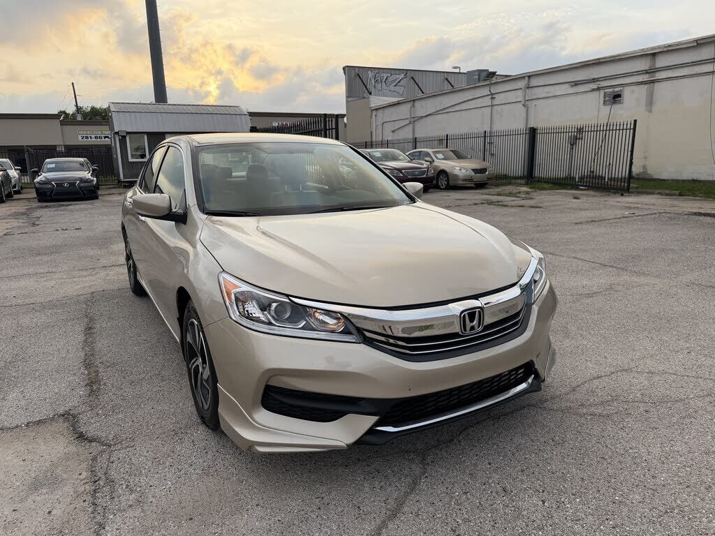 2017 HONDA Accord
