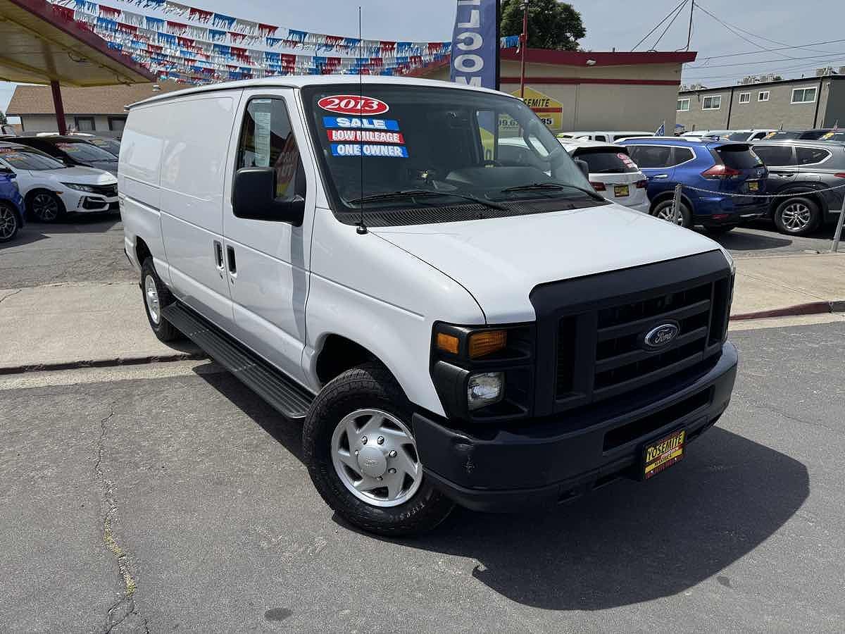 2013 FORD E-350