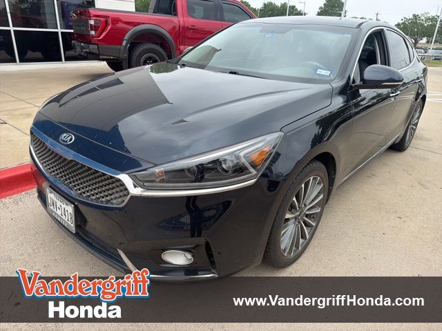 2017 KIA Cadenza