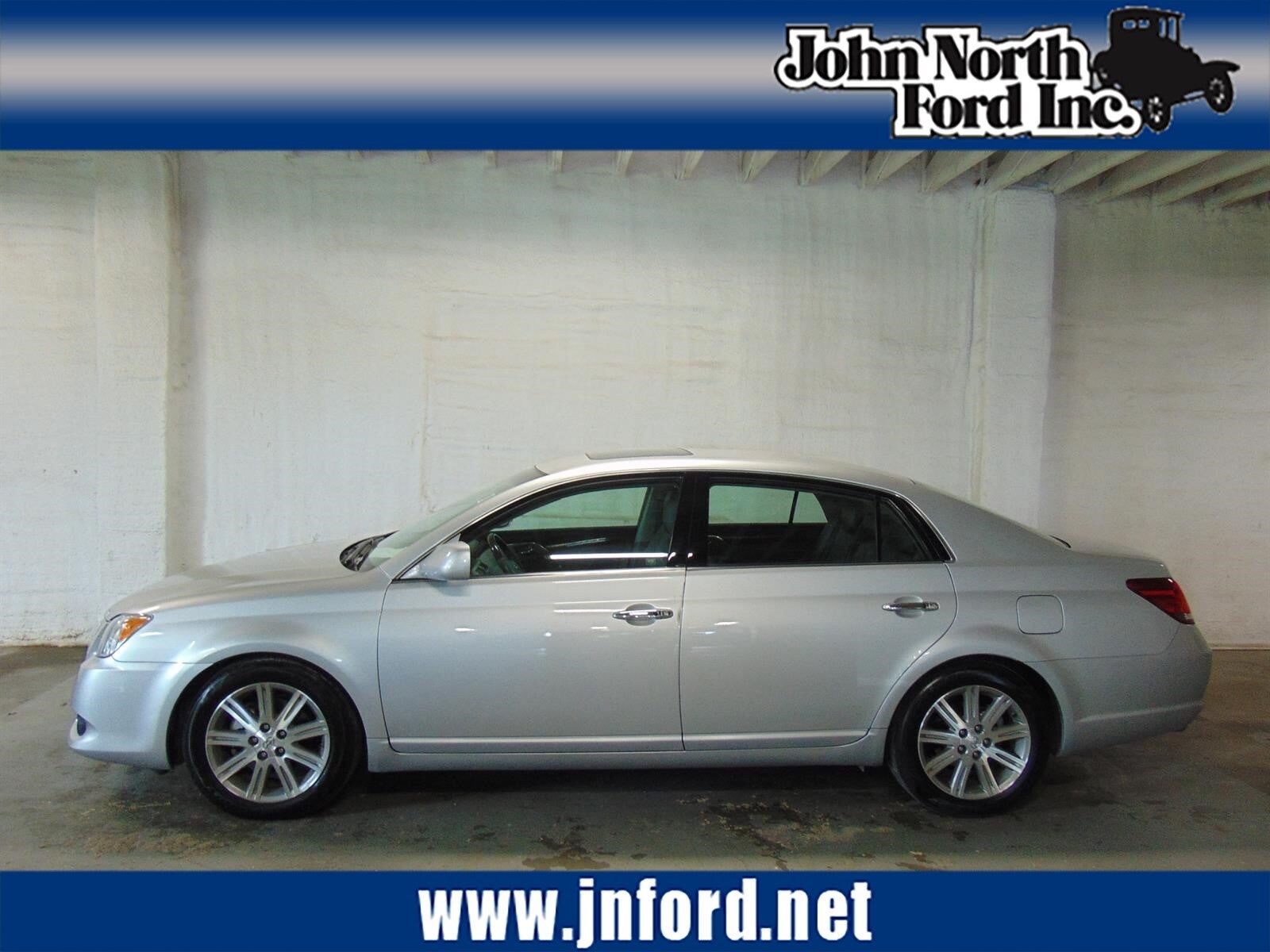 2008 TOYOTA Avalon