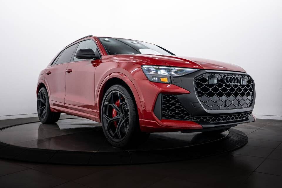 2026 AUDI RS Q8
